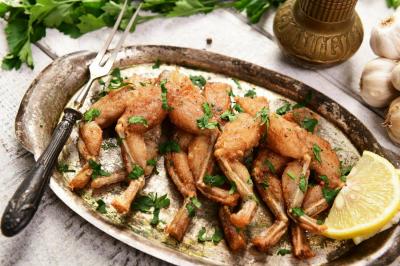 Cách chọn ếch ngon, đúng chuẩn, không bị tanh