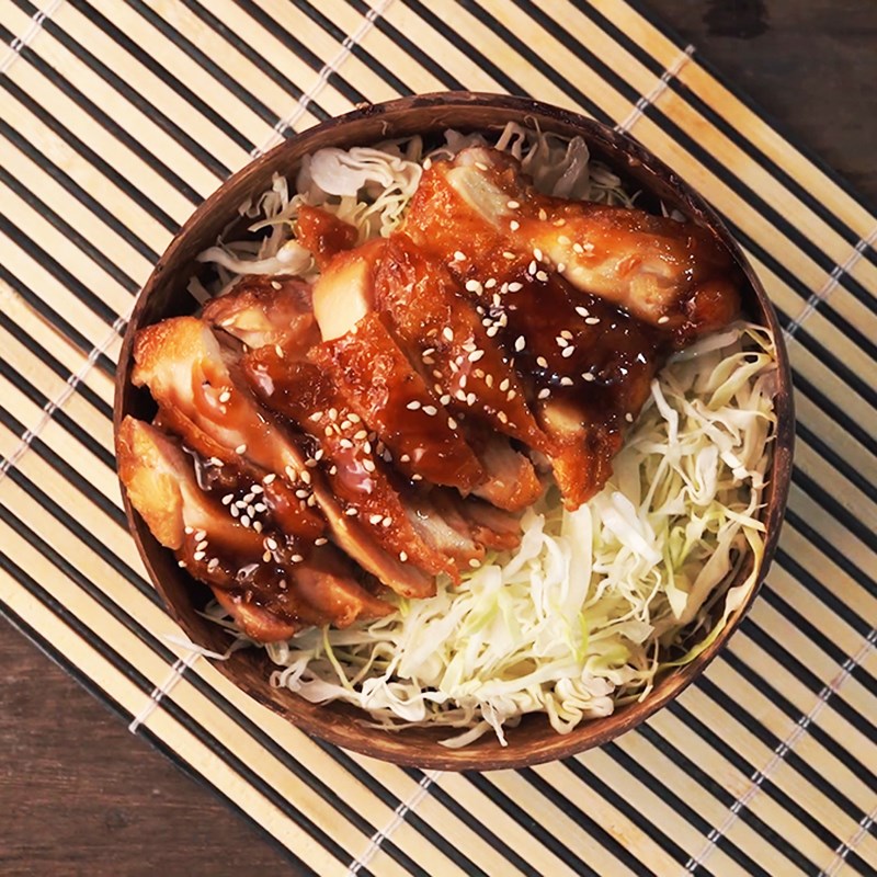 Cách làm cơm gà sốt teriyaki kiểu Nhật thơm ngon đậm đà đơn giản