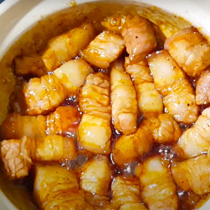 Bước 3 Kho cá Cá lóc kho thịt ba rọi nước dừa