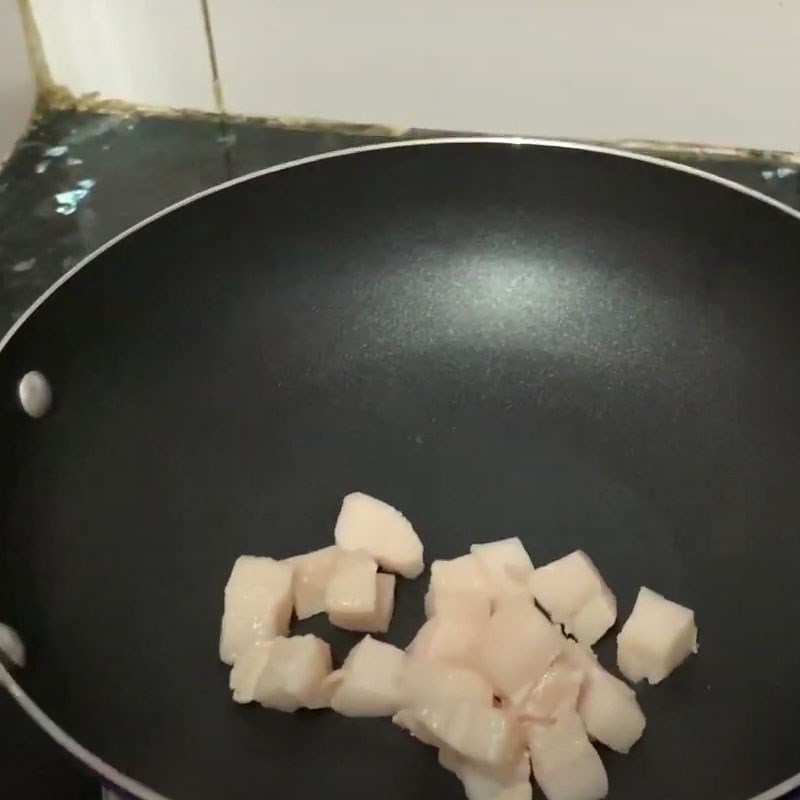 Bước 3 Phi tóp mỡ Cá lóc kho thịt ba rọi